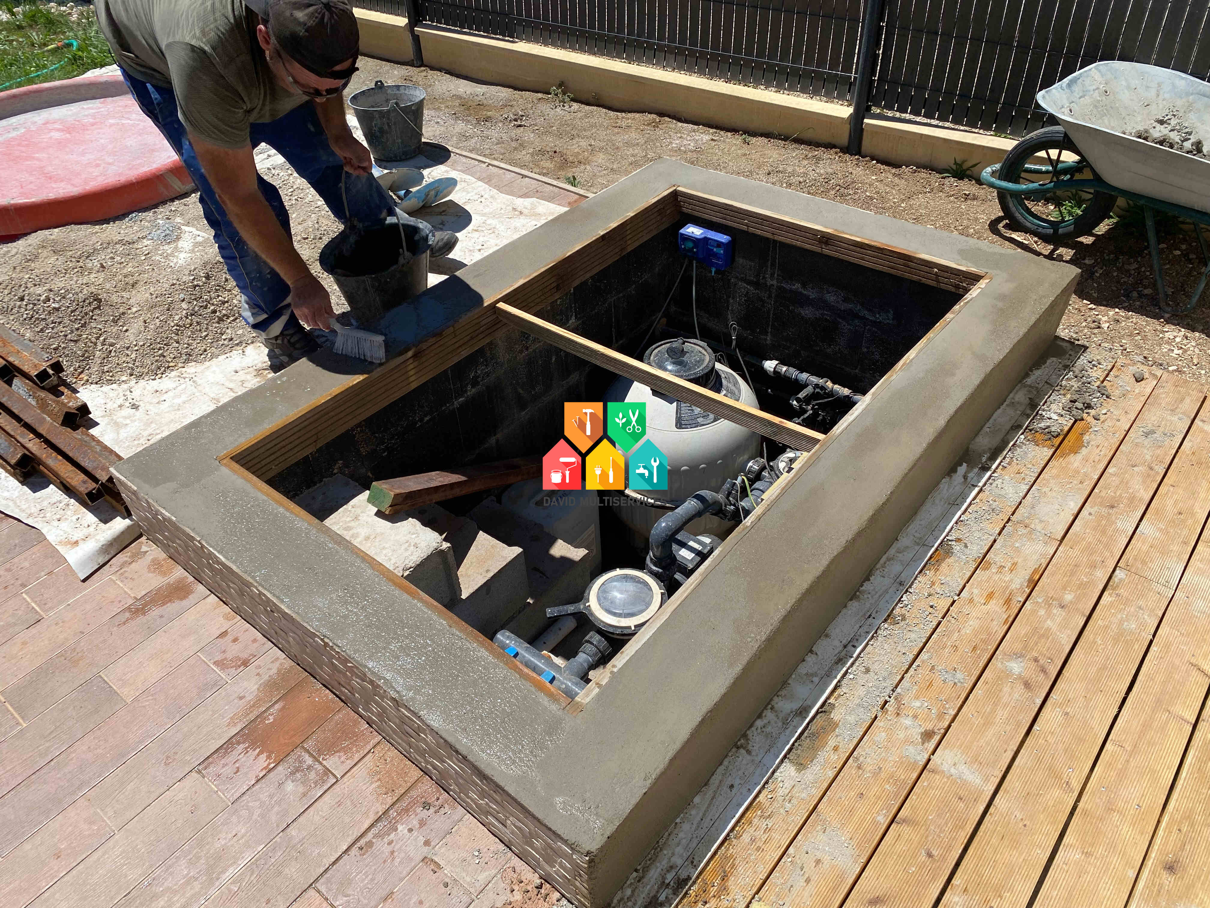 Création trappe local technique piscine dans le var 83